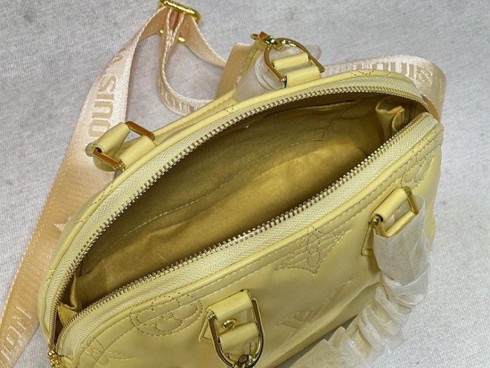 Louis Vuitton Handbags 0082 (2022)