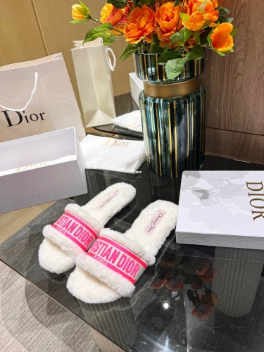 Dior Hairy slippers 003（2022）