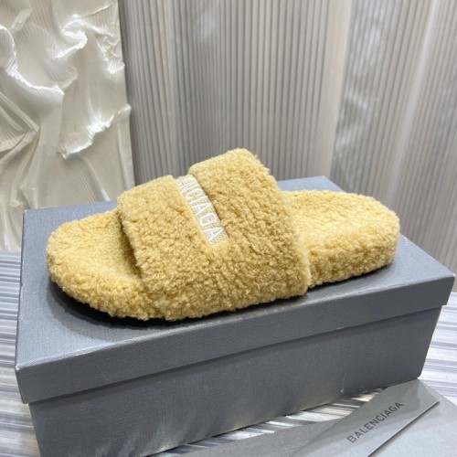 Balenciaga Hairy slippers 0020（2022）