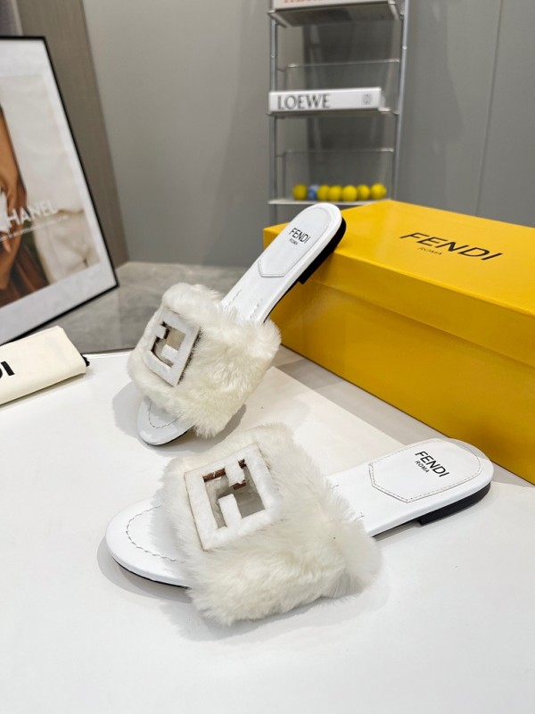 Fendi Hairy slippers 003 (2022)