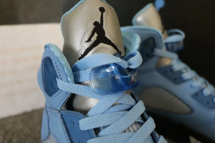 Authentic Air Jordan 5 UNC