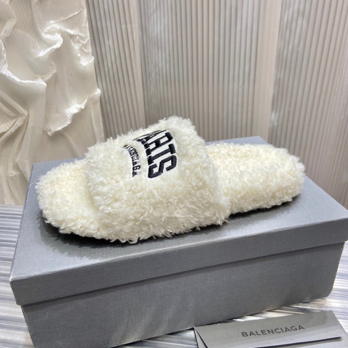Balenciaga Hairy slippers 0015（2022）