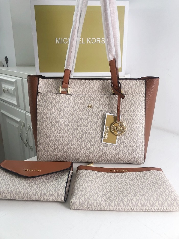 MICHAEL KORS Handbags 0017（2022）