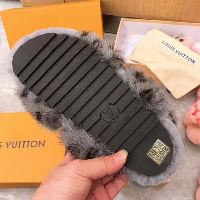 LV Hairy slippers 003 (2022)