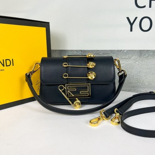 Fendi Handbag 0056（2022）