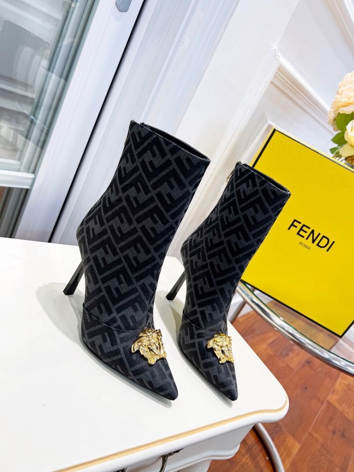 Fendi Short Boost Women Shoes 0017 (2022)
