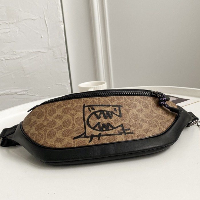 COACH Fanny Pack 0033 (2022)