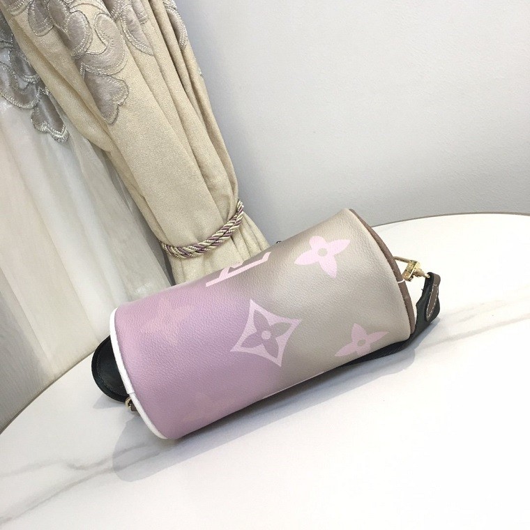 Louis Vuitton Handbags 0067 (2022)