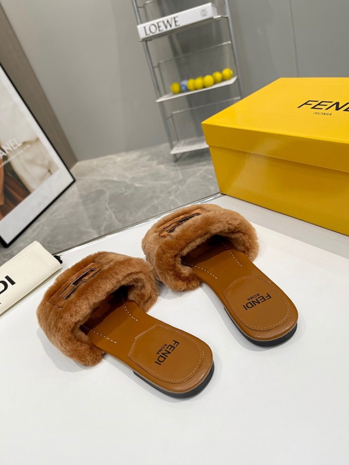 Fendi Hairy slippers 002 (2022)