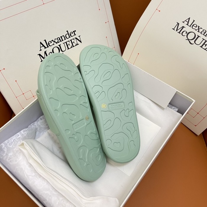 Alexander McQueen slipper 0027 (2022)