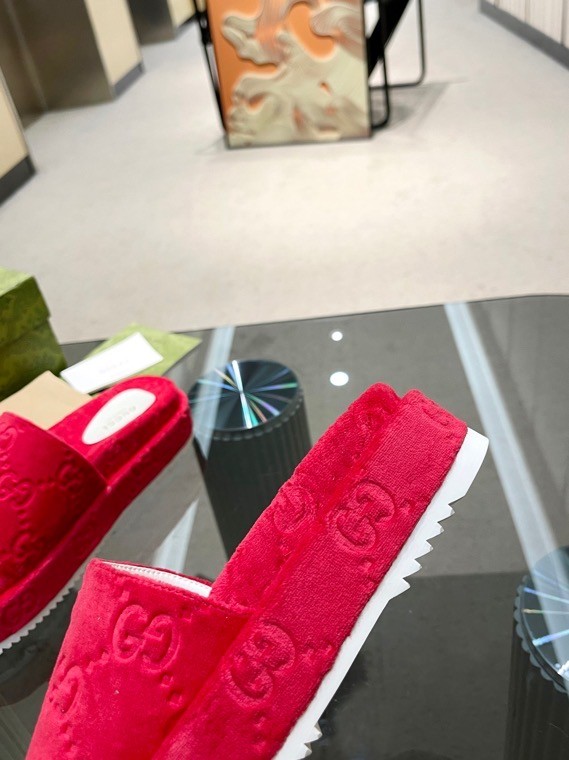 Gucci Slipper Women Shoes 0046（2022）