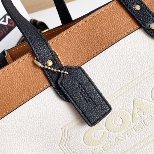 COACH Handbags 004 (2022)