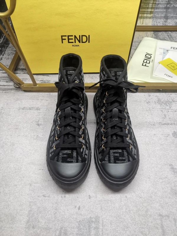 Fendi Short Boost Women Shoes 009 (2022)