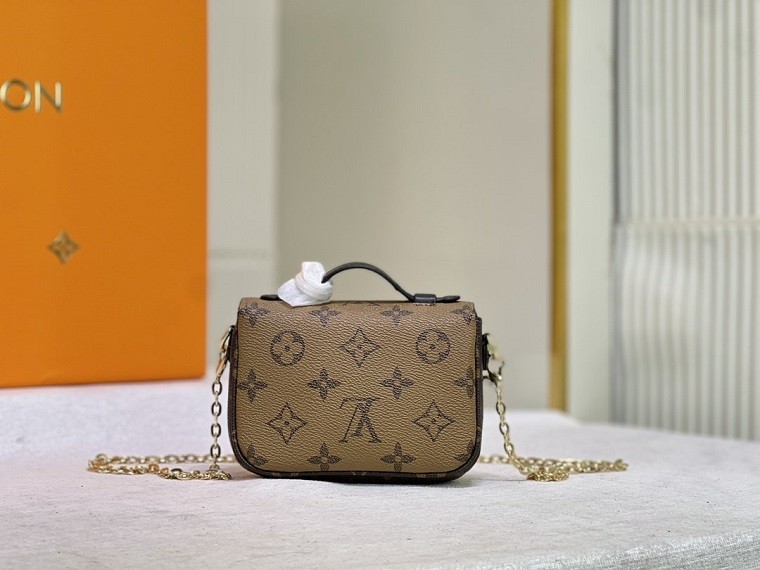 Louis Vuitton Handbags 0064 (2022)