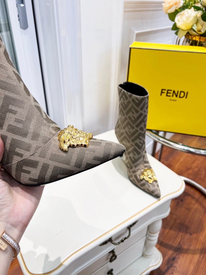 Fendi Short Boost Women Shoes 0018 (2022)