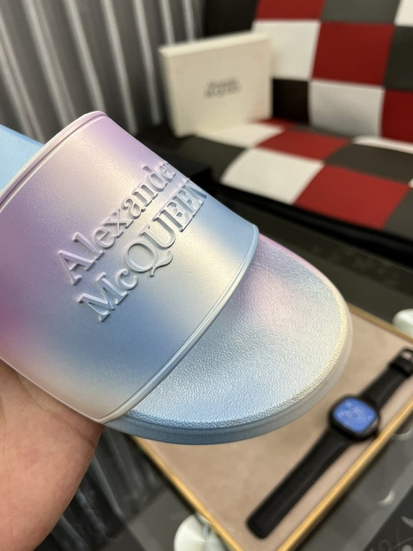 Alexander McQueen slipper 0026 (2022)