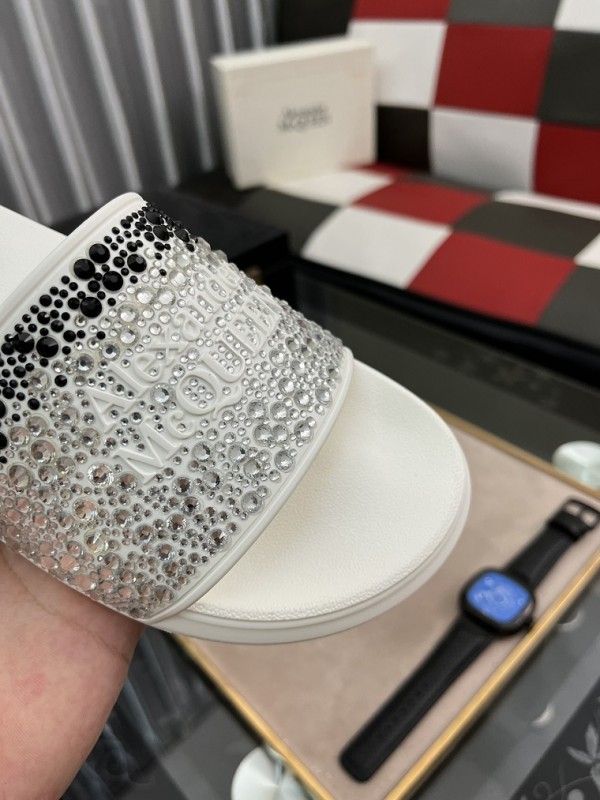 Alexander McQueen slipper 0024 (2022)