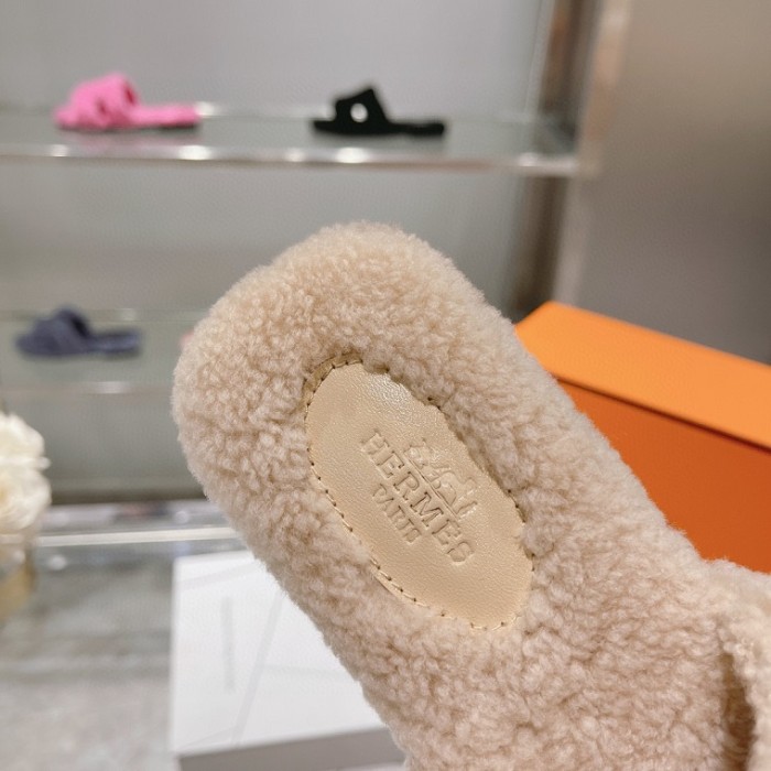 Hermes Hairy slippers 002 (2022)