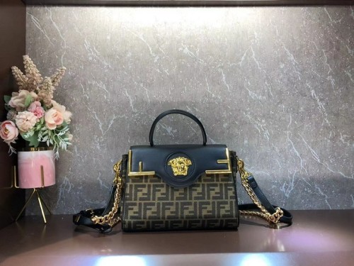 Versace Super High End Handbags 0015 (2022)