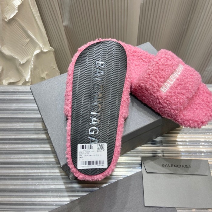 Balenciaga Hairy slippers 0021（2022）