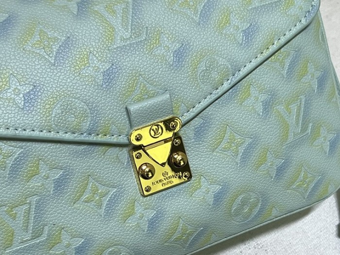 Louis Vuitton Handbags 0087 (2022)