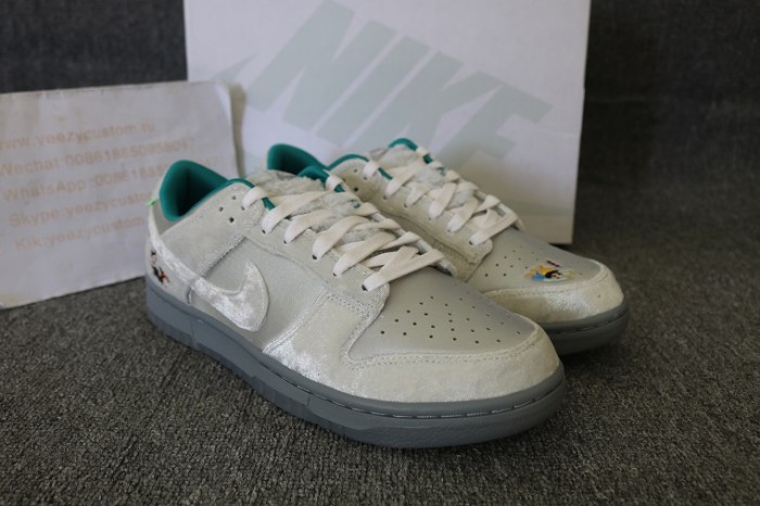 Authentic Nike Dunk Low SB ICE
