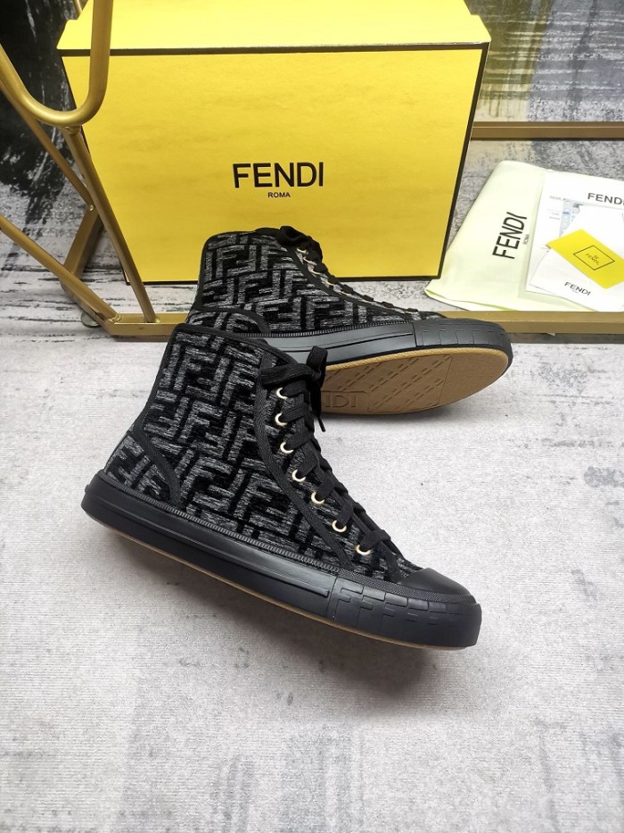 Fendi Short Boost Women Shoes 009 (2022)