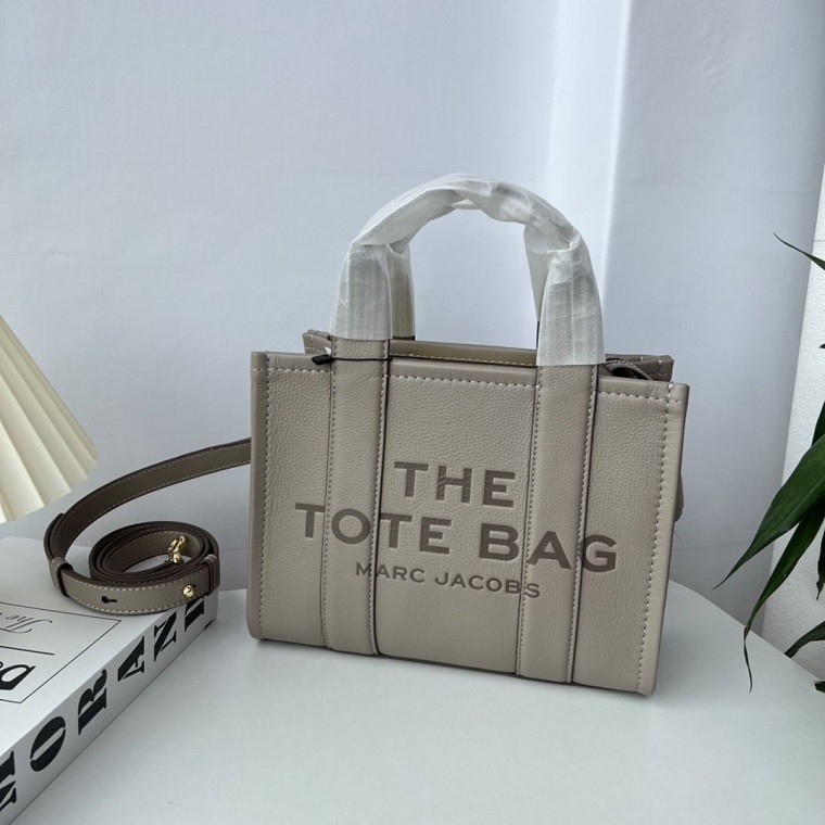 Marc Jacobs Super High End Handbags 0035 (2022)