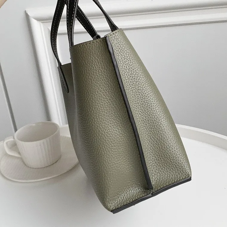 COACH Handbags 0048 (2022)