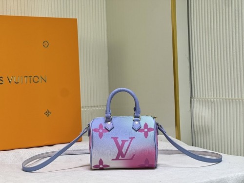 Louis Vuitton Handbags 0071 (2022)