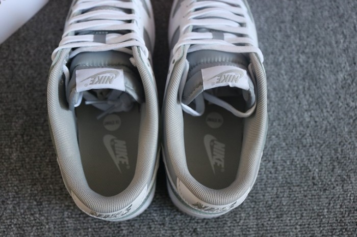 Authentic Nike SB Dunk Low Grey White