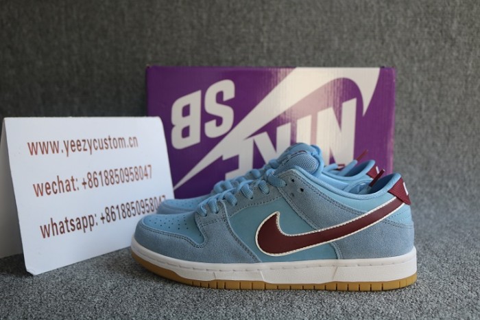 Authentic Nike Dunk Low Phillies