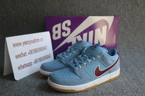 Authentic Nike Dunk Low Phillies