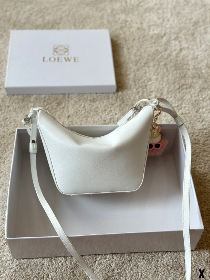 Loewe Hammock Hobo