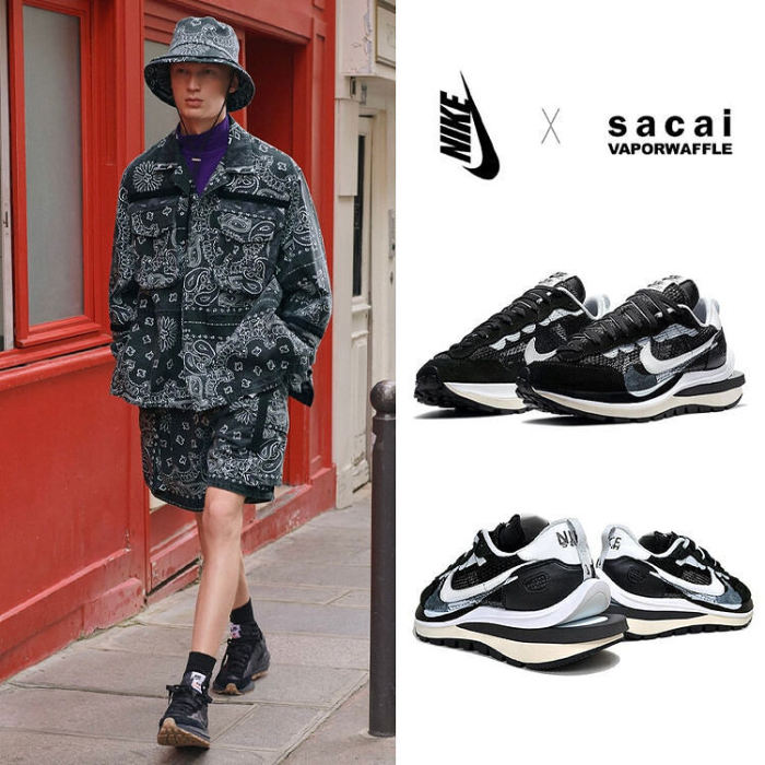 【SACAI X NIKE】🔥2024 年新色発売！★激レア確定！世界が欲しがるプレミアムな一足♪【男女兼用】 Vaporwaffle によるコラボスニーカー