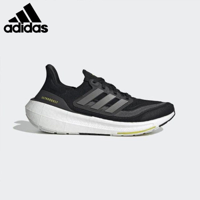 Adidas ULTRABOOST LIGHT 運動鞋