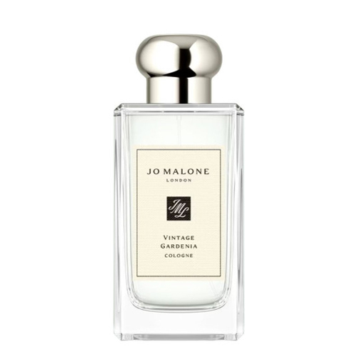 DFS Duty Free Shop in Okinawa, Japan celebrates the upcoming 65th anniversary of DFS! The best-selling perfume is limited to 1,000 bottles! The original price is 19999JPY per bottle, now it is selling for 9999JPY