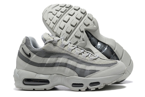 Nike Air Max 95 Nike Street Retro Running Shoe