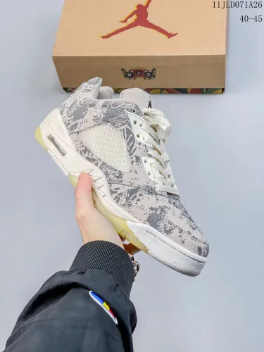 Jordan 5 Retro Low