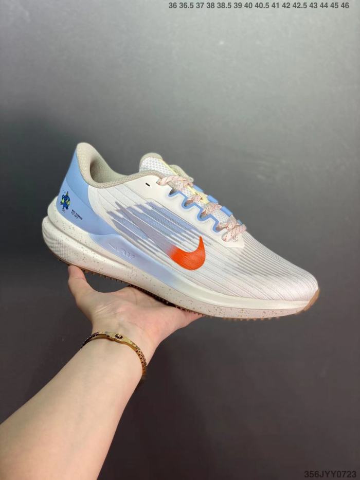 Corporate Nike Landing on the Moon NIKE AIR WINFLO 9