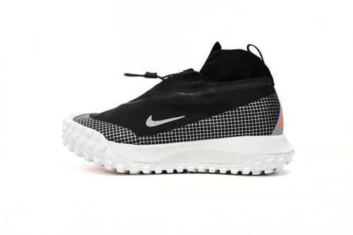 ACG Nike hiking shoes