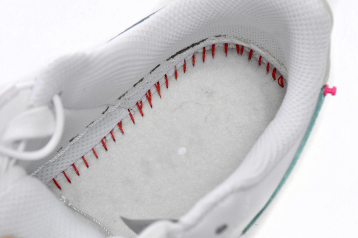 Nike Air Force 1 Low Pink Bling DX6061-111