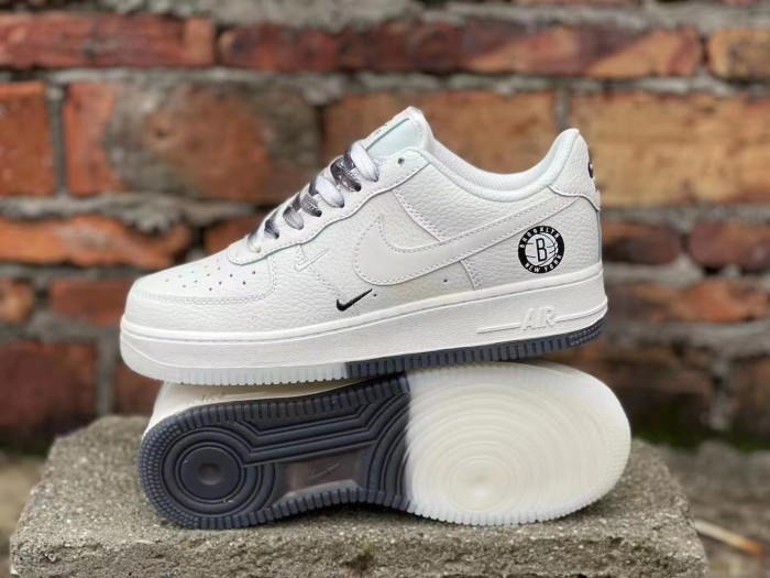 Nike Air Force 1 Low '07  Bicolor Bottom Nets