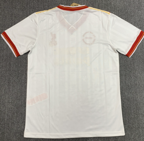 Liverpool 1985/1986 third retro shirt