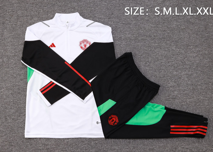 23-24 Manchester United, White