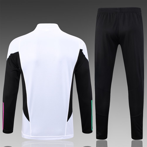 23-24 halves, Bayern, white