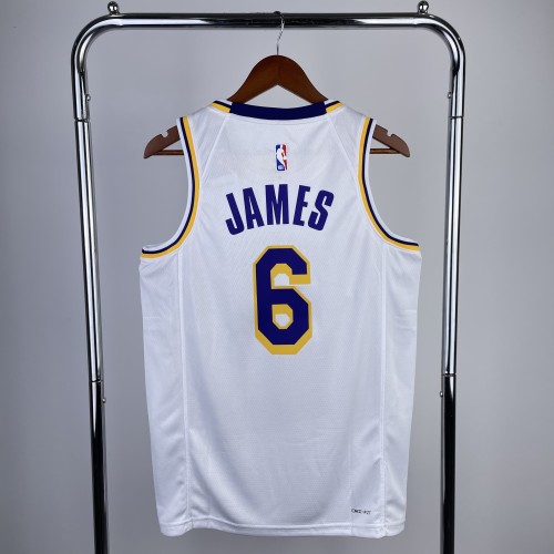 23rd season, Lakers, turtleneck, White No. 6 James