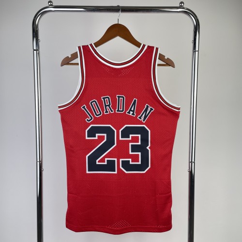 Bulls' '1998 Red Number 23, Jordan