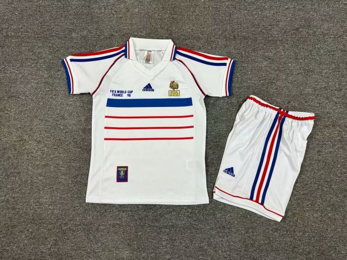1998. French away children's wear