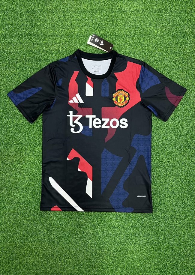 24-25 Manchester United training kit